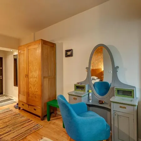Cool Opera Apartment